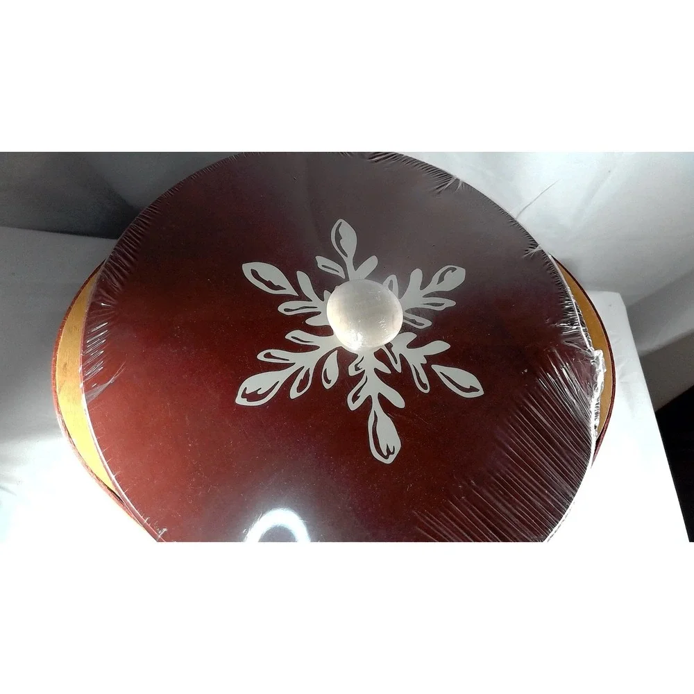 Longaberger‎ 2010 Christmas Falling Snow Red Basket with Lid